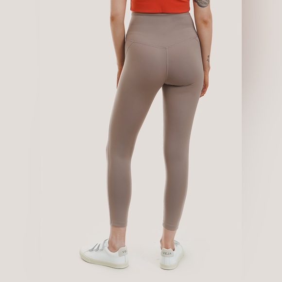 Girlfriend Collective Taupe (Limestone) Compressive High/Rise Leggings S - Picture 2 of 10